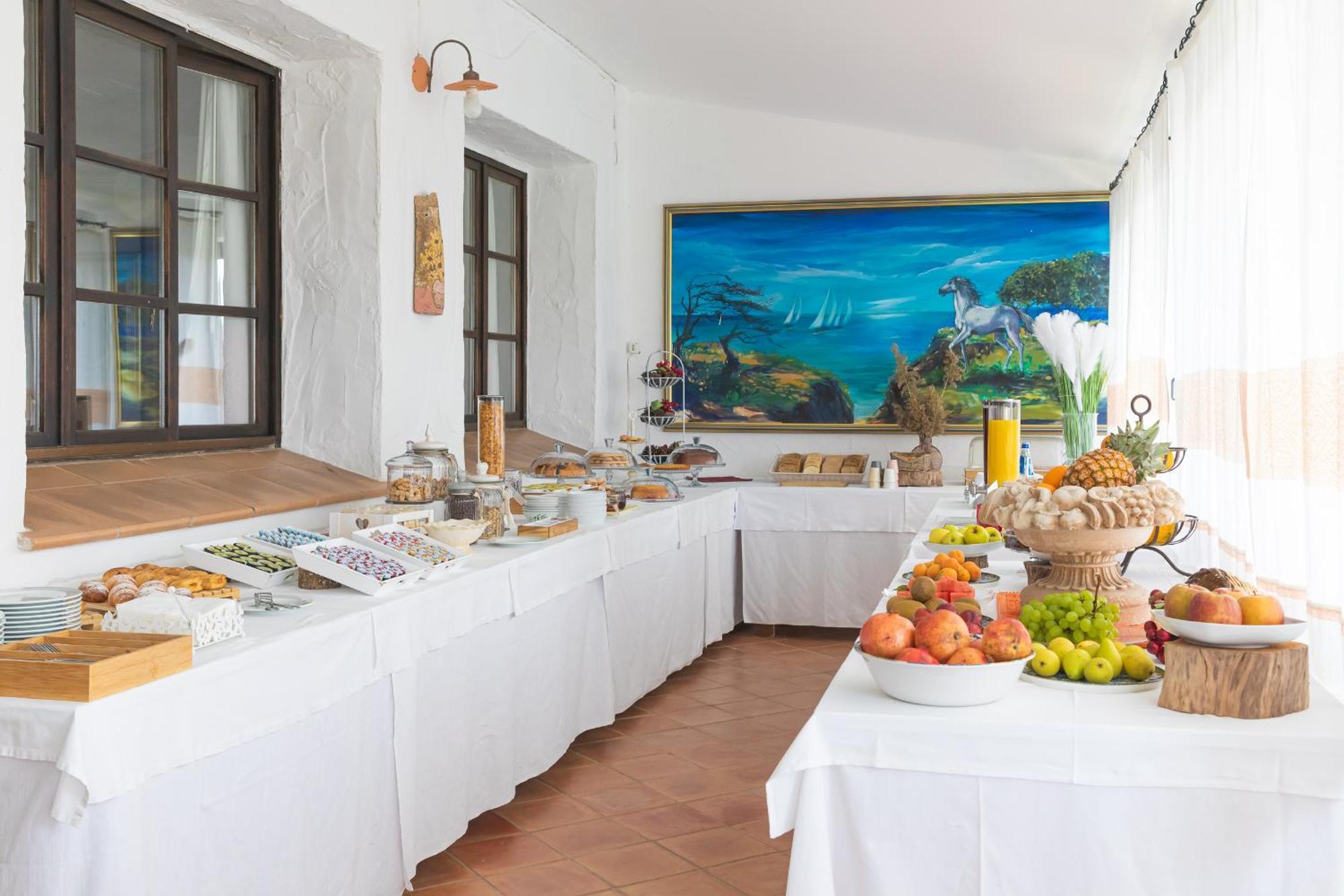 Hotel Ristorante S'Astore Benetutti Extérieur photo