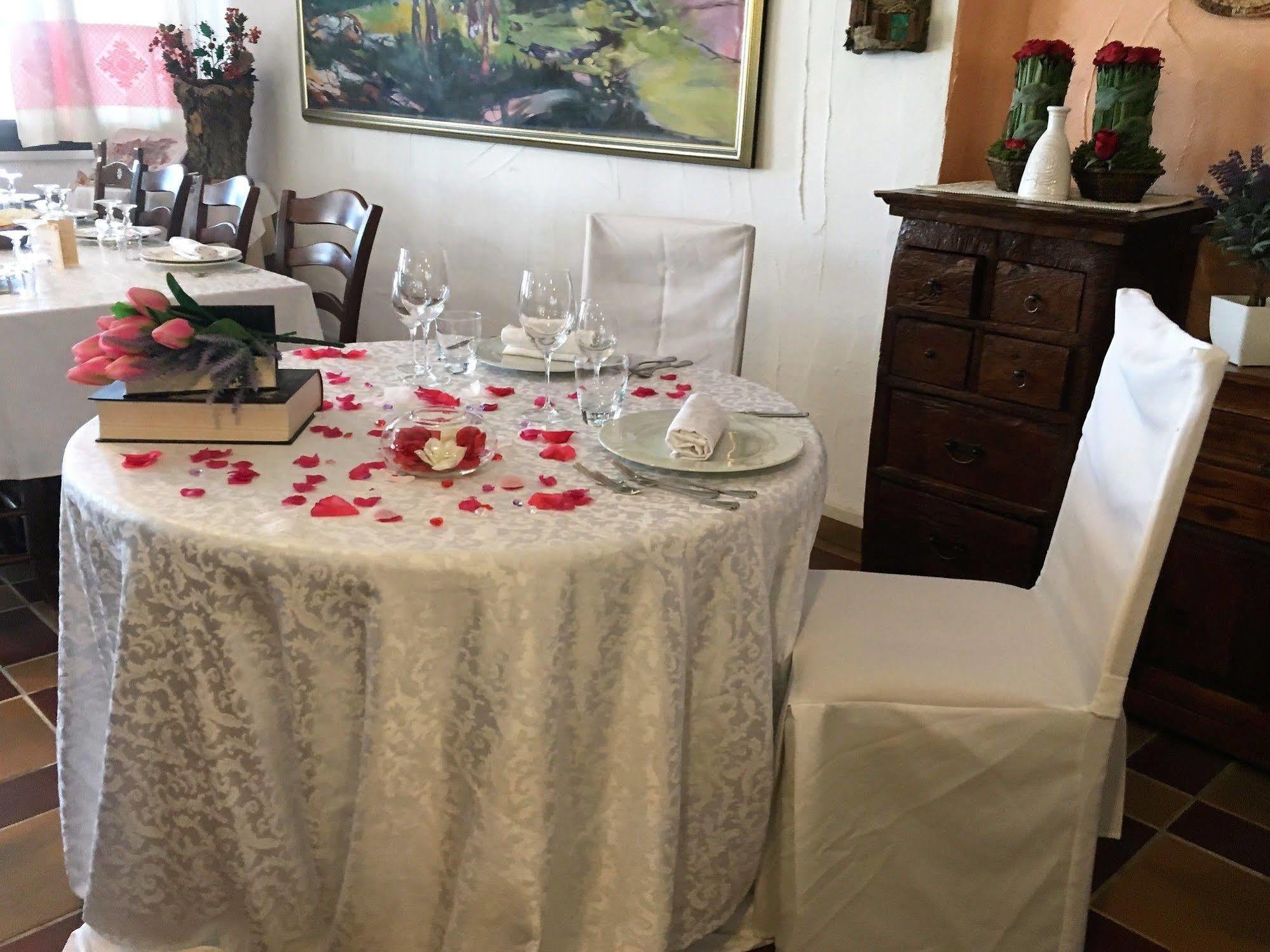 Hotel Ristorante S'Astore Benetutti Extérieur photo